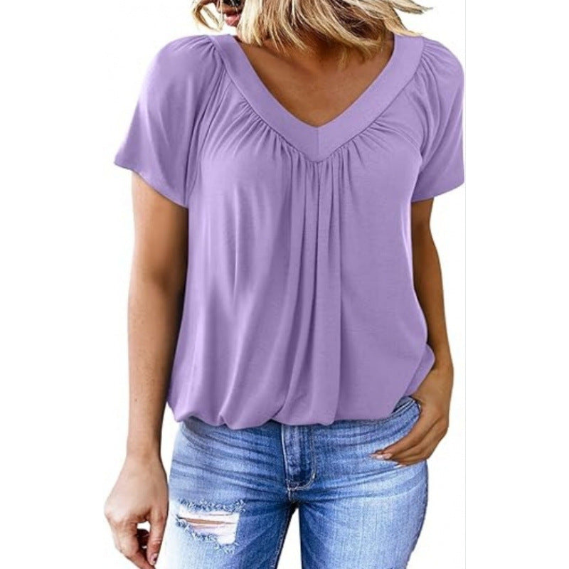 Casual women's top with pleated V-neck and short sleeves