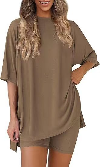 Casual Oversized 2-Piece Lounge Set – Crewneck Split Hem Top &amp; Fitted Shorts