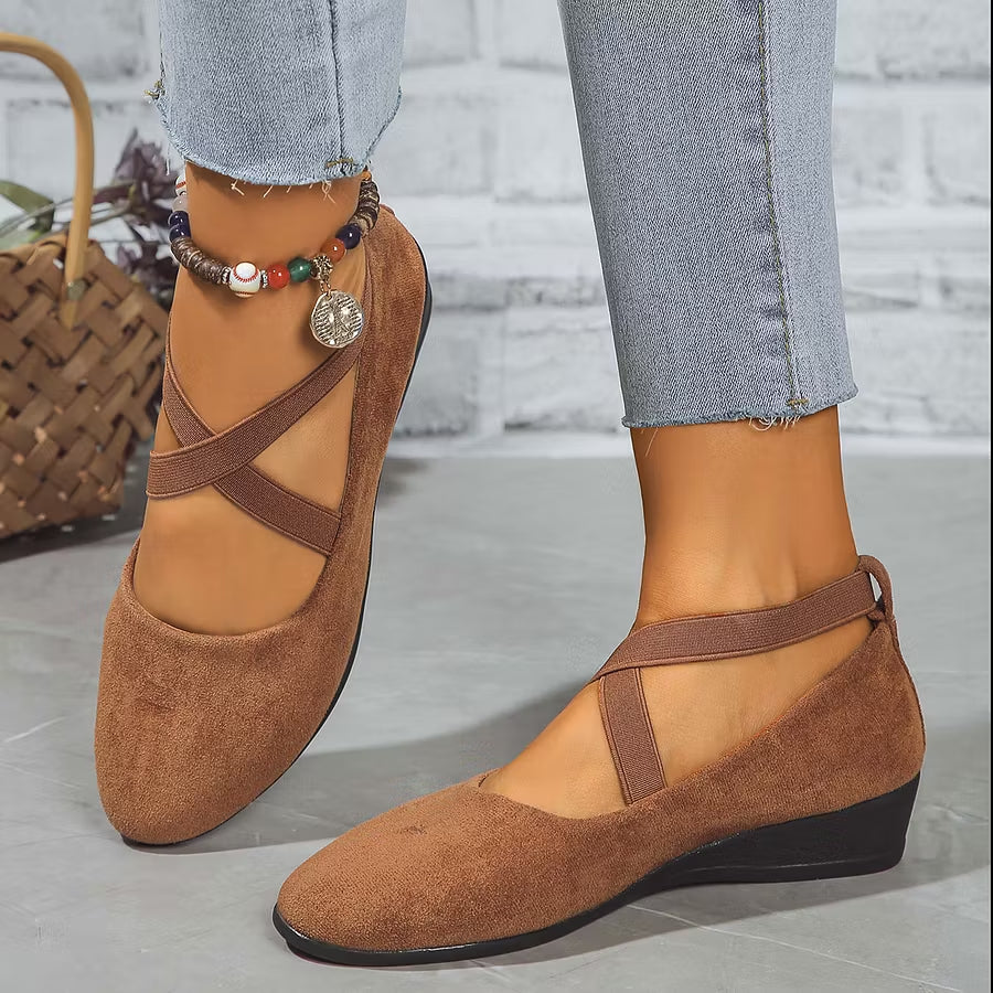 ⏰Limited Time 50% OFF🔥Women’ Closed Wedge Shoes, Stylish Closed Toe Design in Faux Suede Soft Toe Wedge