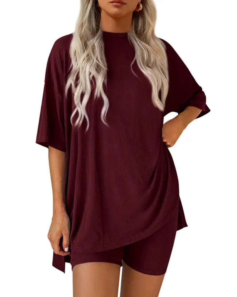 Casual Oversized 2-Piece Lounge Set – Crewneck Split Hem Top &amp; Fitted Shorts