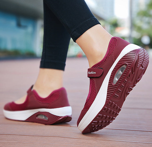Women's stretchablebreathable lightweight walkingshoes