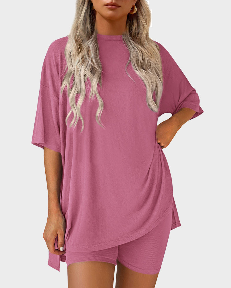 Casual Oversized 2-Piece Lounge Set – Crewneck Split Hem Top &amp; Fitted Shorts