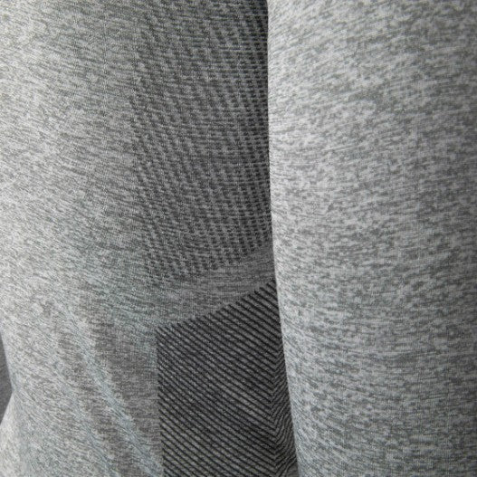 Seamless Muscle-Fit Long Sleeve Gym Top | Physique-Enhancing Jacquard Knit Training T-Shirt | Quick-Dry Activewear for Men