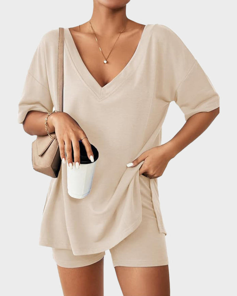 Casual Oversized 2-Piece Lounge Set – Crewneck Split Hem Top &amp; Fitted Shorts