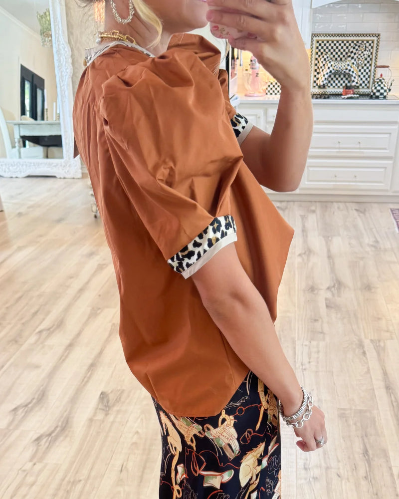 Elegant Leopard Contrast V-Neck Puff Sleeve Top