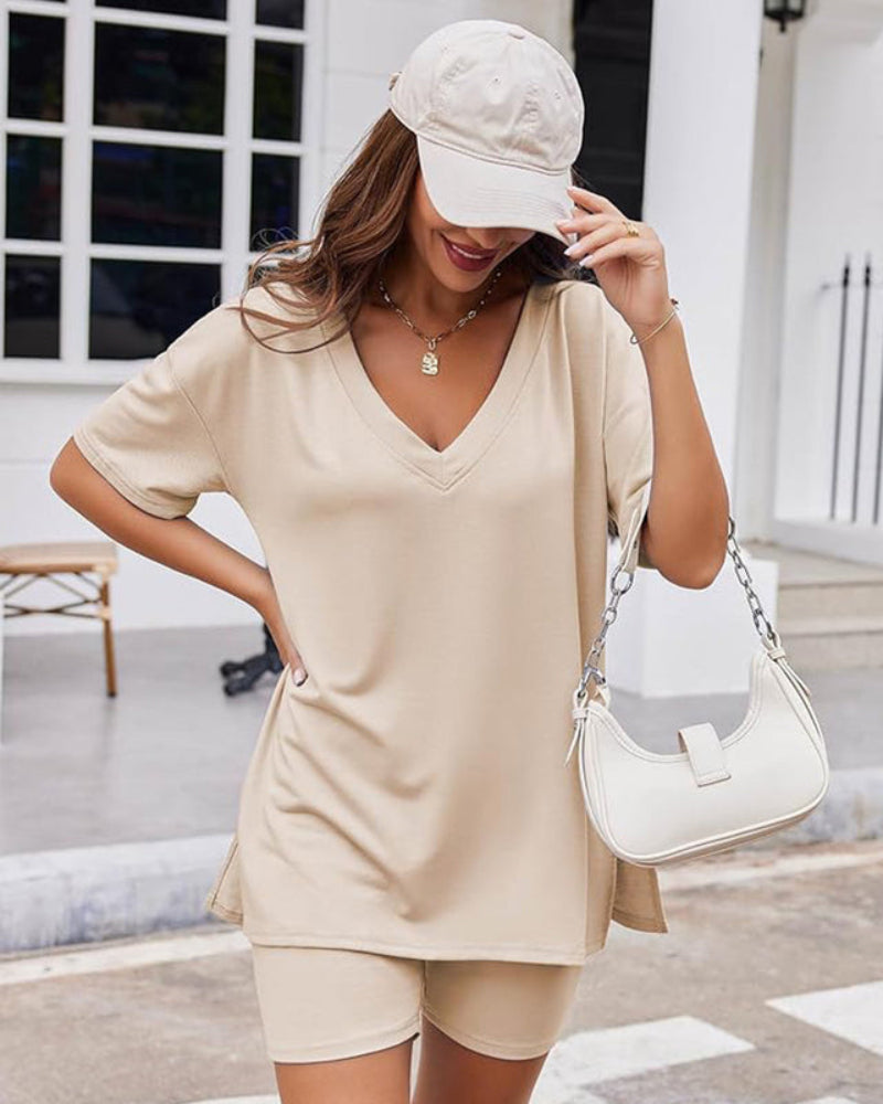 Casual Oversized 2-Piece Lounge Set – Crewneck Split Hem Top &amp; Fitted Shorts