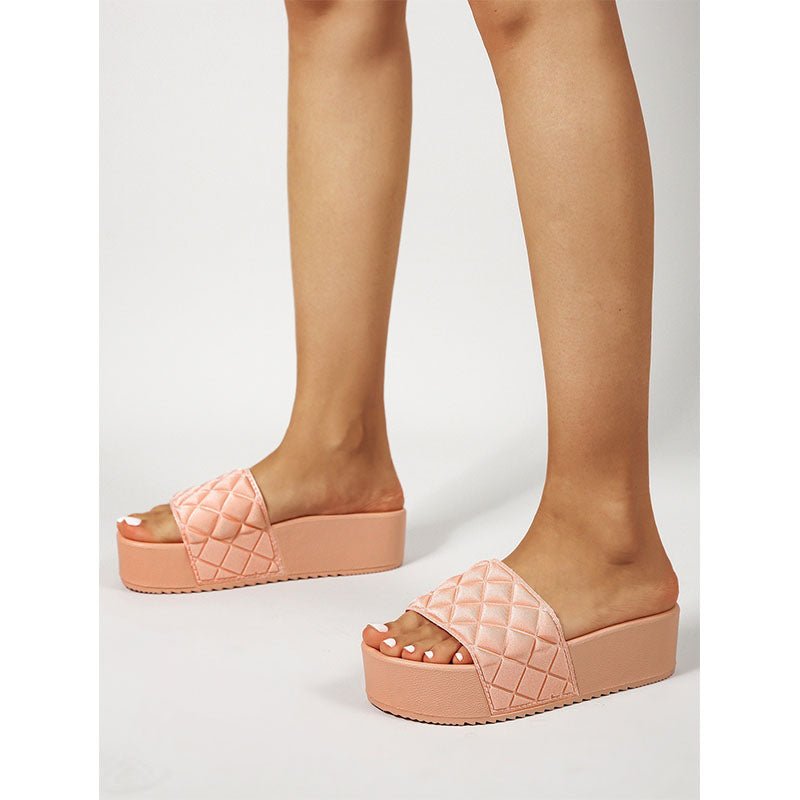 Women's Quilted Platform Slide Sandals
