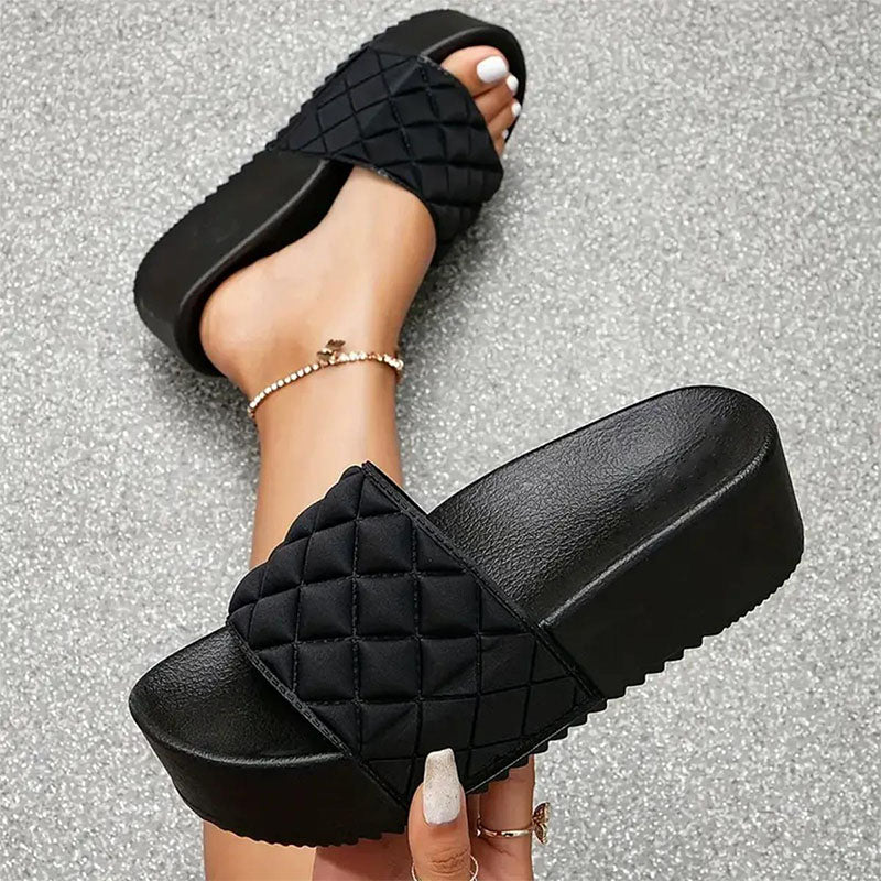 Women's Quilted Platform Slide Sandals