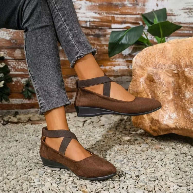 ⏰Limited Time 50% OFF🔥Women’ Closed Wedge Shoes, Stylish Closed Toe Design in Faux Suede Soft Toe Wedge
