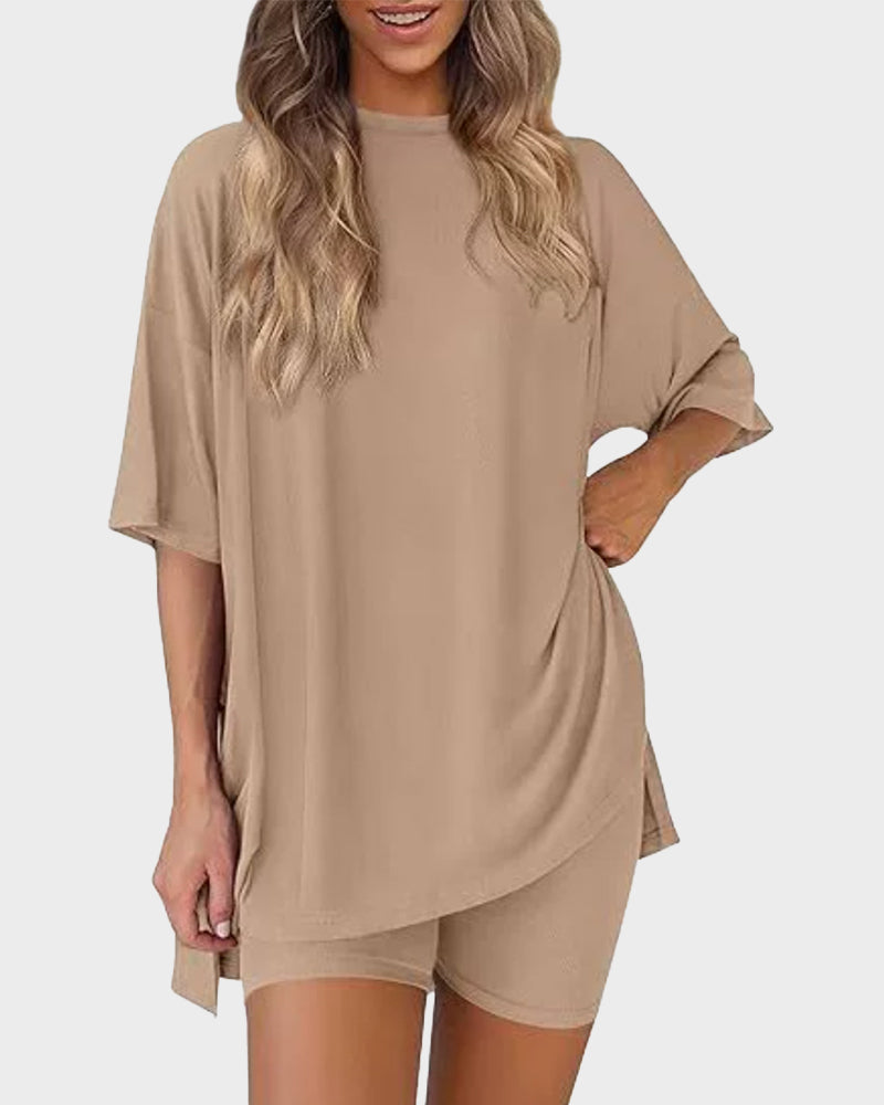 Casual Oversized 2-Piece Lounge Set – Crewneck Split Hem Top &amp; Fitted Shorts