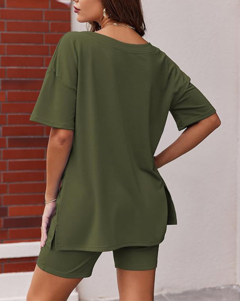 Casual Oversized 2-Piece Lounge Set – Crewneck Split Hem Top &amp; Fitted Shorts