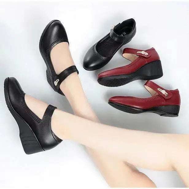 Ladies' elegant mid-heeled leather shoes