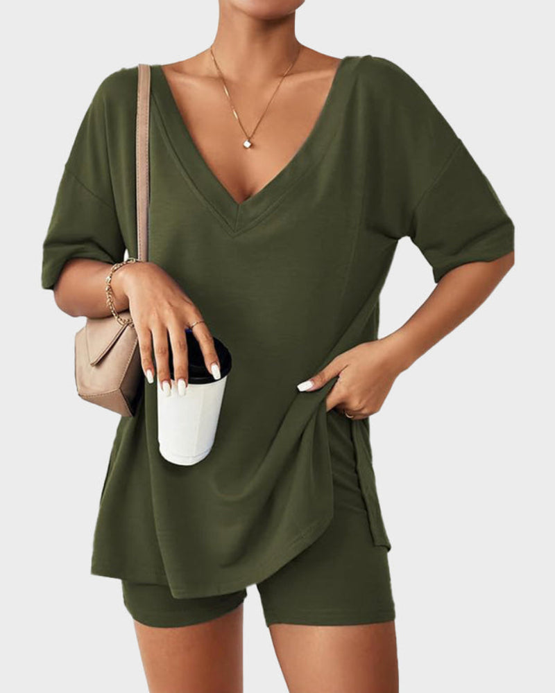 Casual Oversized 2-Piece Lounge Set – Crewneck Split Hem Top &amp; Fitted Shorts