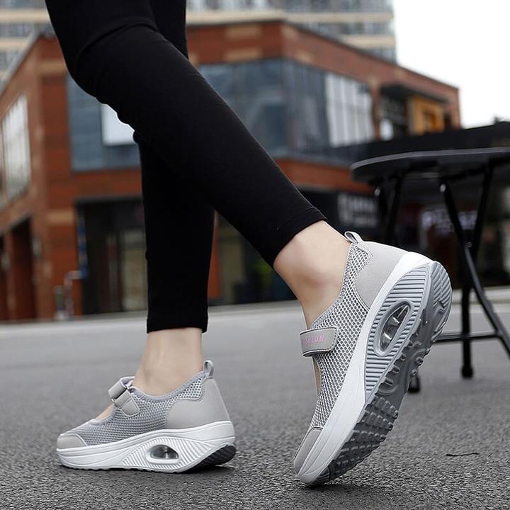 Women's stretchablebreathable lightweight walkingshoes